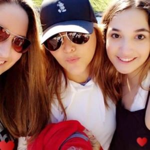 Meet your Posher, Isabel